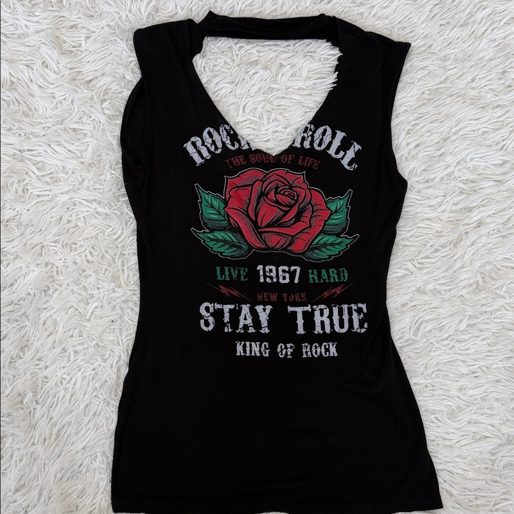 Sexy Rock and Roll Graphic Choker Sleeveless Top Size Small